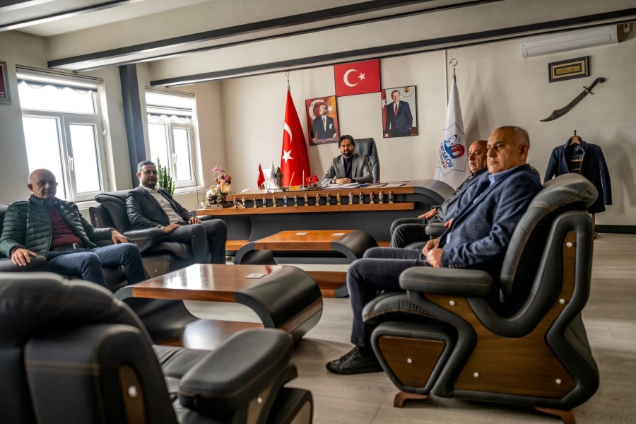 AK PARTİLİ ALTINKAYNAK BAŞKAN ÖZDEMİR